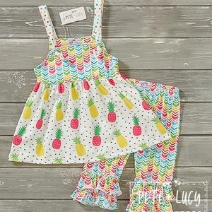 Pete+Lucy matching capri set